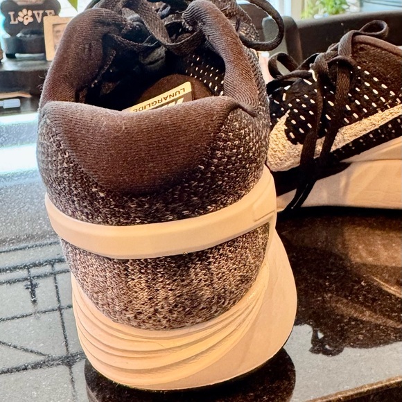 Nike Lunarglide 7 Black Sneakers - Picture 4 of 6